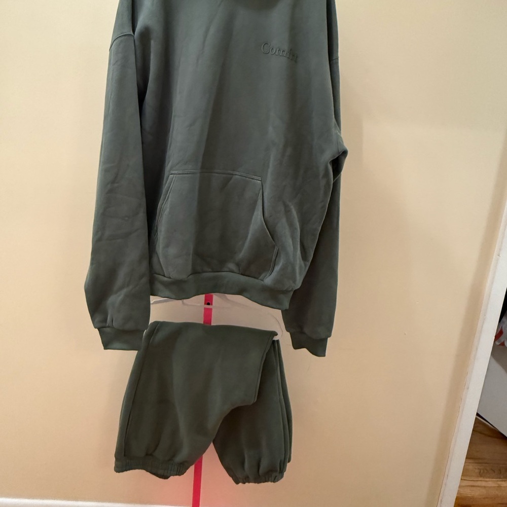 Women's Pine Green Sweatshirt and Pants Set